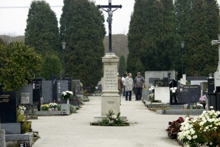 Hřbitov