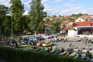 Retrovečer 9